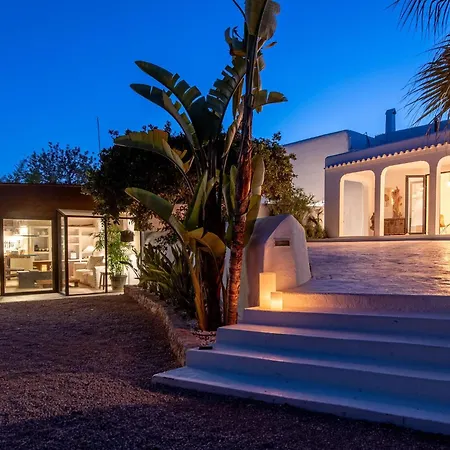 Luxurious Finca Gertrudis With Pool سانتا أيُلاريا ذيس ريو