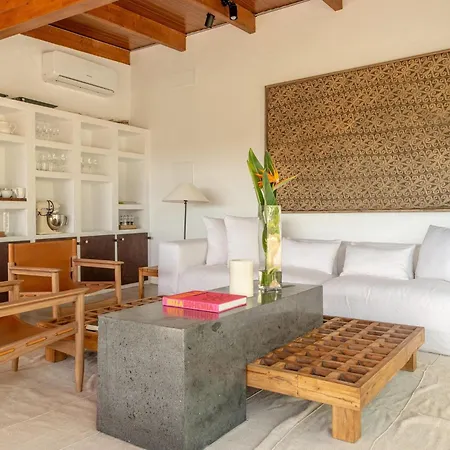 Сasa de vacaciones Luxurious Finca Gertrudis With Pool *